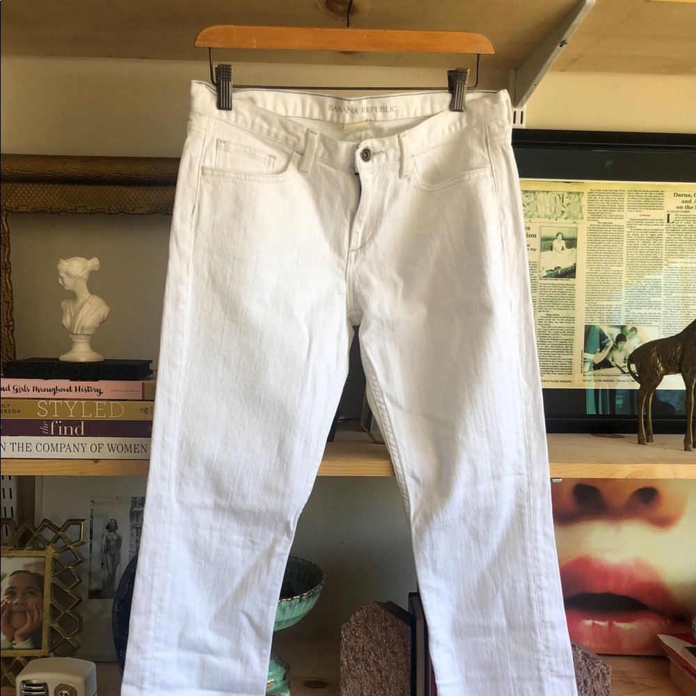 BANANA REPUBLIC WHITE DENIM STRAIGHT JEANS - Picture 2 of 4